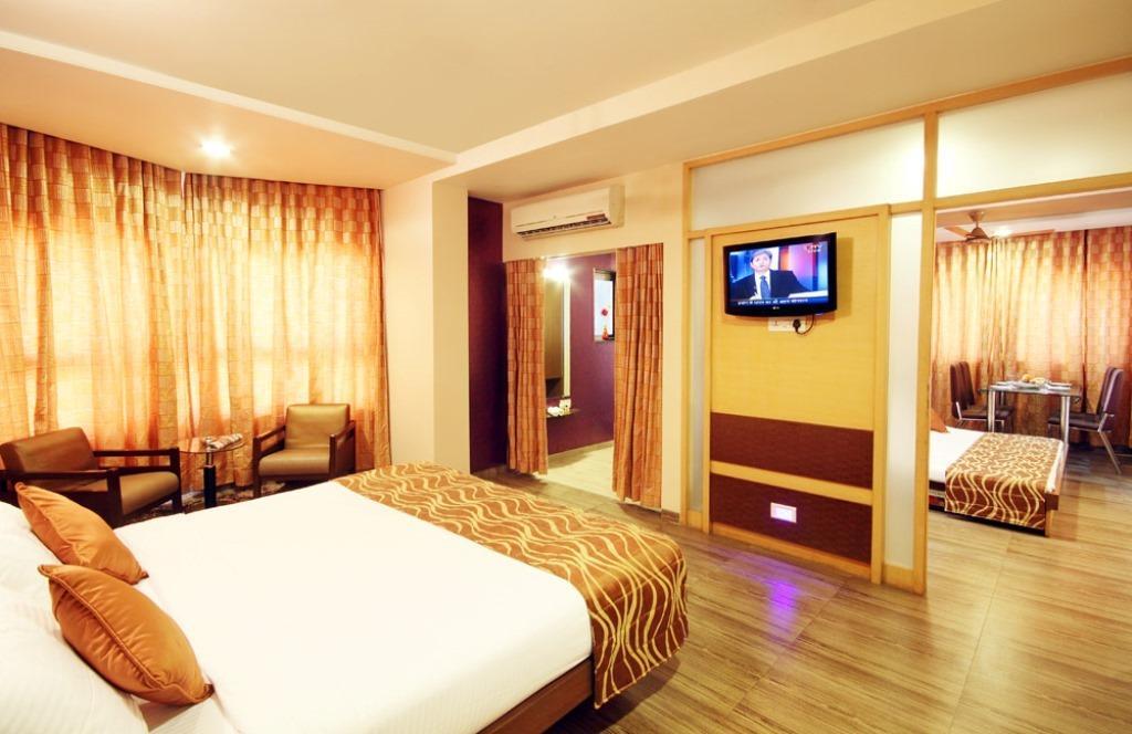 Hotel Bhagyalaxmi Shirdi Extérieur photo