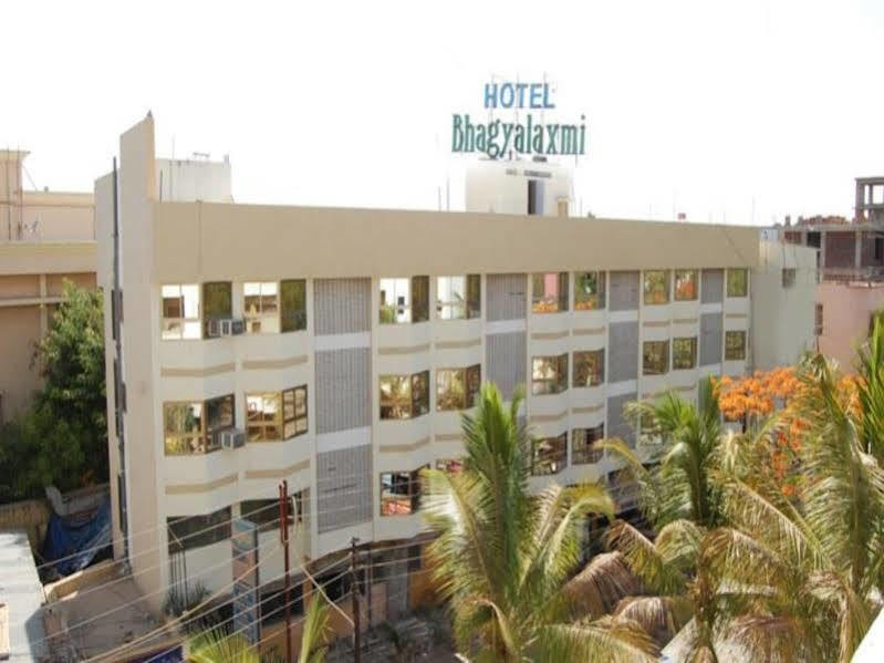 Hotel Bhagyalaxmi Shirdi Extérieur photo